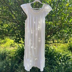 Doen White Cotton Nightie or Day Dress